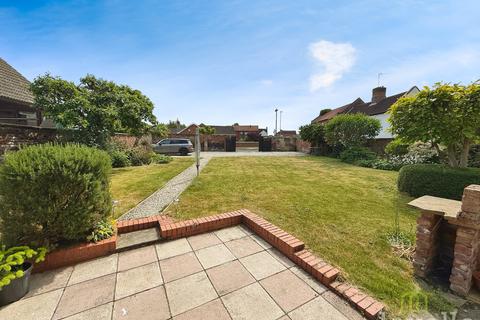 3 bedroom detached house for sale, Dog  Duck Lane, Morton DN21