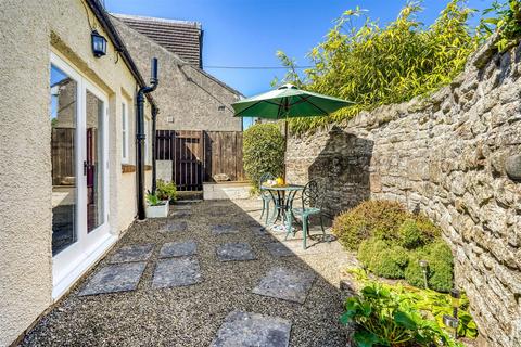 undefined, Ovington, Richmond