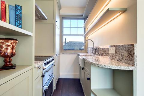 2 bedroom flat for sale, Embankment Gardens Chelsea SW3
