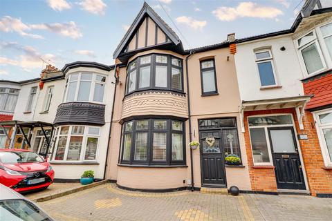 undefined, Lord Roberts Avenue, Leigh-on-Sea SS9