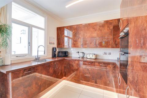 undefined, Lord Roberts Avenue, Leigh-on-Sea SS9
