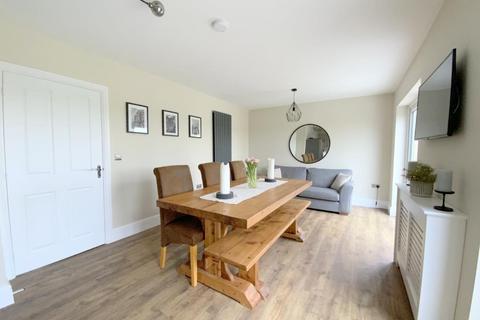 35 Albertross Drive, Humberston, Grimsby, DN36 4ZN