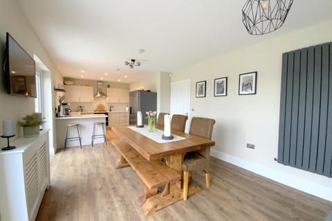 35 Albertross Drive, Humberston, Grimsby, DN36 4ZN