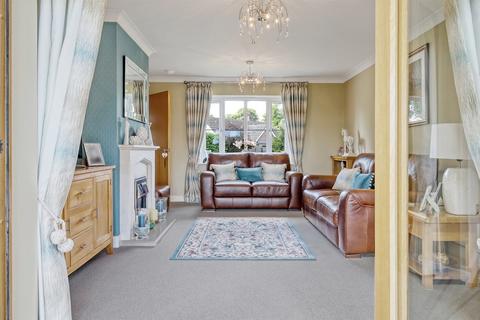 4 bedroom detached house for sale, The Street, Stisted, Braintree, CM77