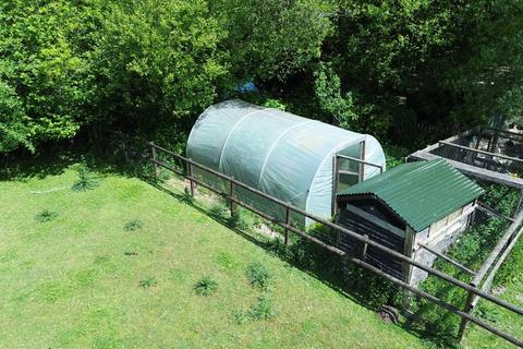 1, Sychpant Gorrig Road, Llandysul, SA44 4JP