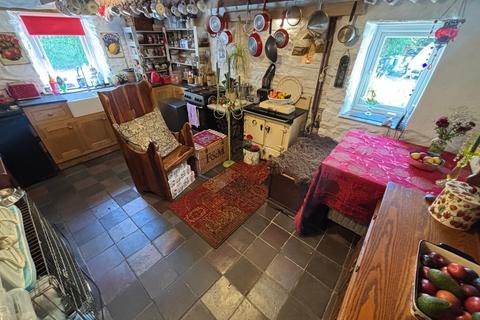 1, Sychpant Gorrig Road, Llandysul, SA44 4JP