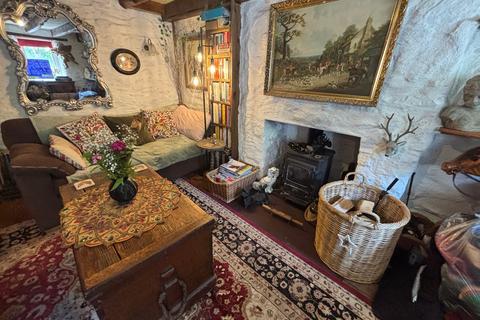 1, Sychpant Gorrig Road, Llandysul, SA44 4JP