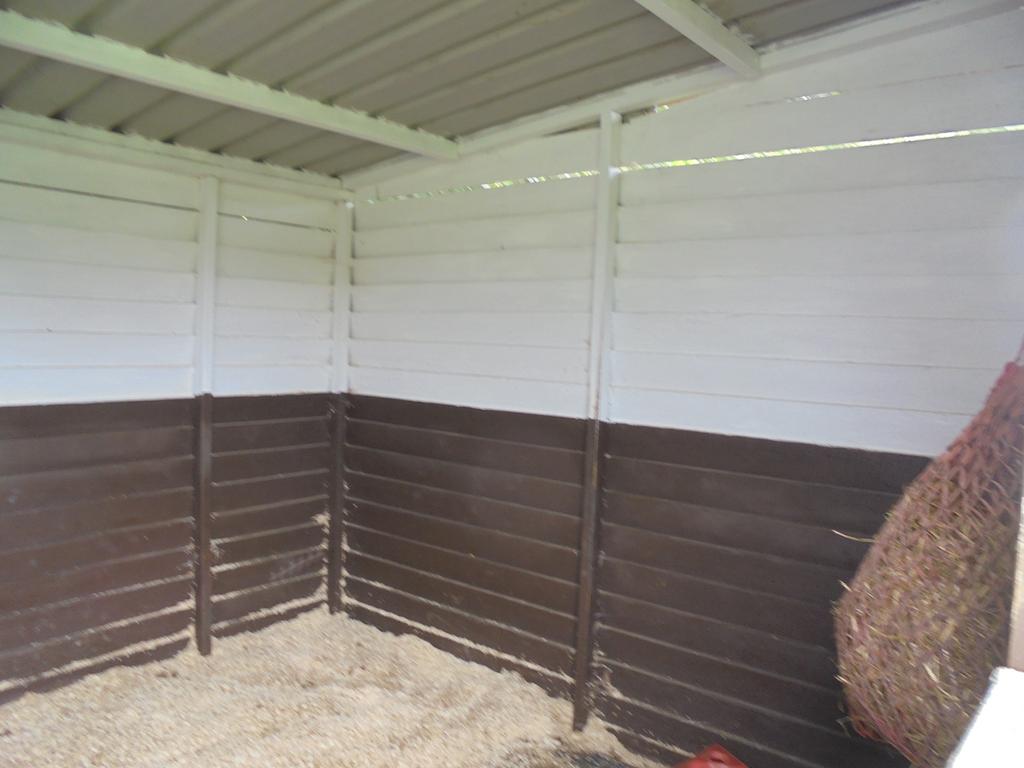 Stable block internal