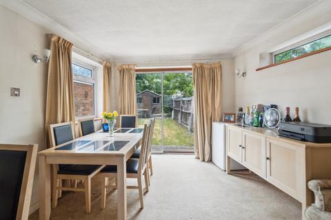15 Hartley Close, Stoke Poges, Slough, SL3 6NS