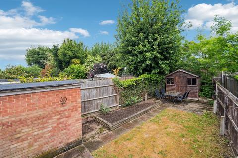 15 Hartley Close, Stoke Poges, Slough, SL3 6NS