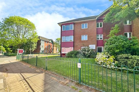 2 bedroom apartment for sale, Cavendish Gardens, Walsall WS2