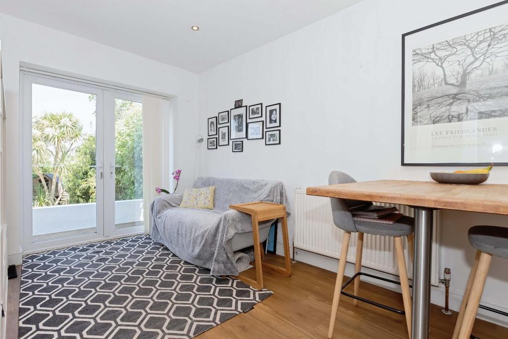 Hangleton Gardens 18.jpg
