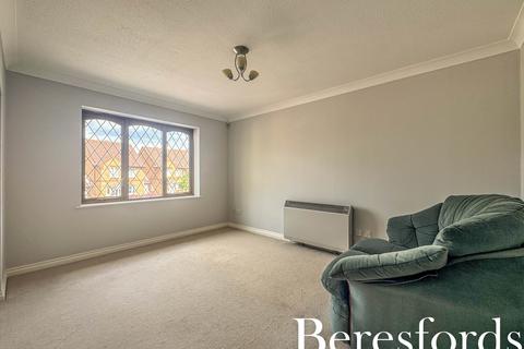 14 Bennison Drive, Harold Wood, Romford, RM3 0WJ