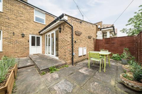 111 Ivydale Road, London, SE15 3DT