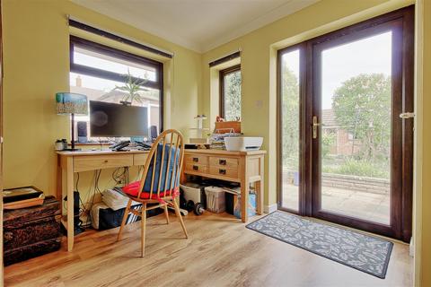 13 Jermyn Close, Cambridge, CB4 2HQ