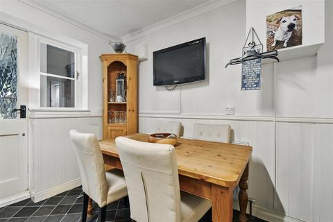 3 bedroom semi-detached house for sale, Drovers Court, Easingwold, York
