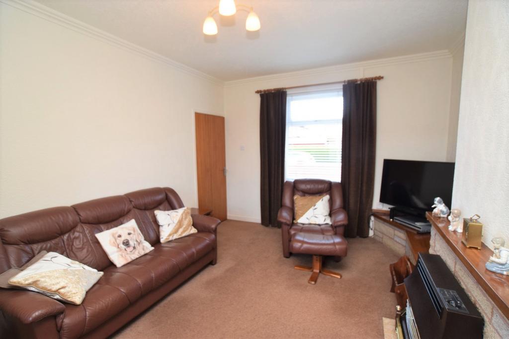 16 Cargen Avenue, Dumfries, DG2 7 LG - Grieve Grier