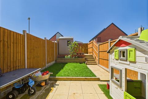 2 bedroom terraced house for sale, Bluebell Way, Whiteley