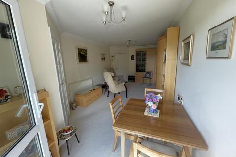 1 bedroom retirement property for sale, Talbot Road, Cheltenham
