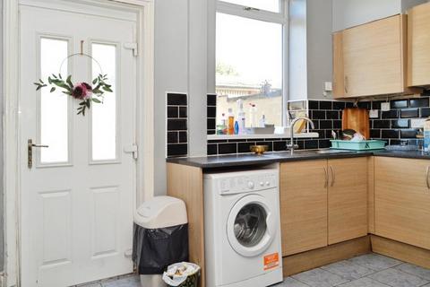 23 County Street, Oldham, OL8 3RN