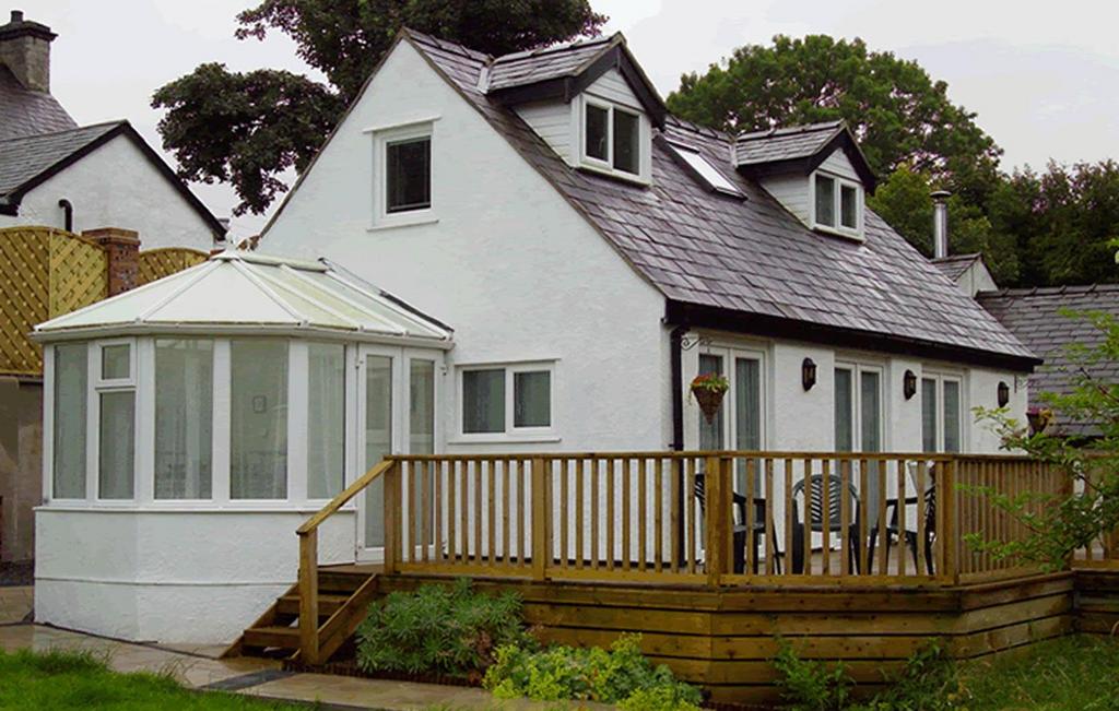 Holiday Cottage 3-Ty Teiliwr (Roofers House)