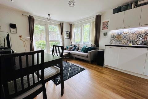 2 bedroom flat for sale, Ferdinand Court, Adenmore Road, London, SE6