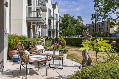 2 bedroom retirement property for sale, Hedingham Drive, Egham TW20