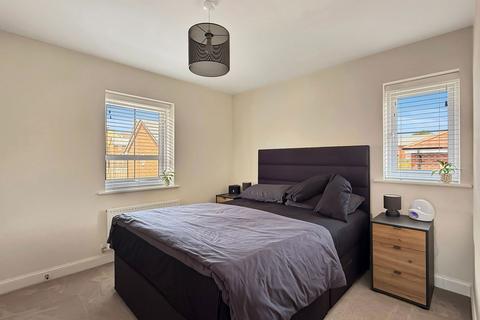 undefined, Telford TF4