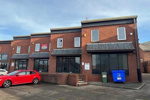 Retail property (high street) to rent, Shaddongate Carlisle CA2 5TU