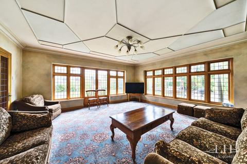 6 bedroom detached house for sale, Parkstone Avenue, Emerson Park