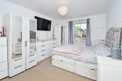 14 Cheadle Road, Uttoxeter, ST14 7BS
