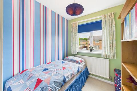 27 Bramble Lawn, Abbeydale, Gloucester, GL4 5YF