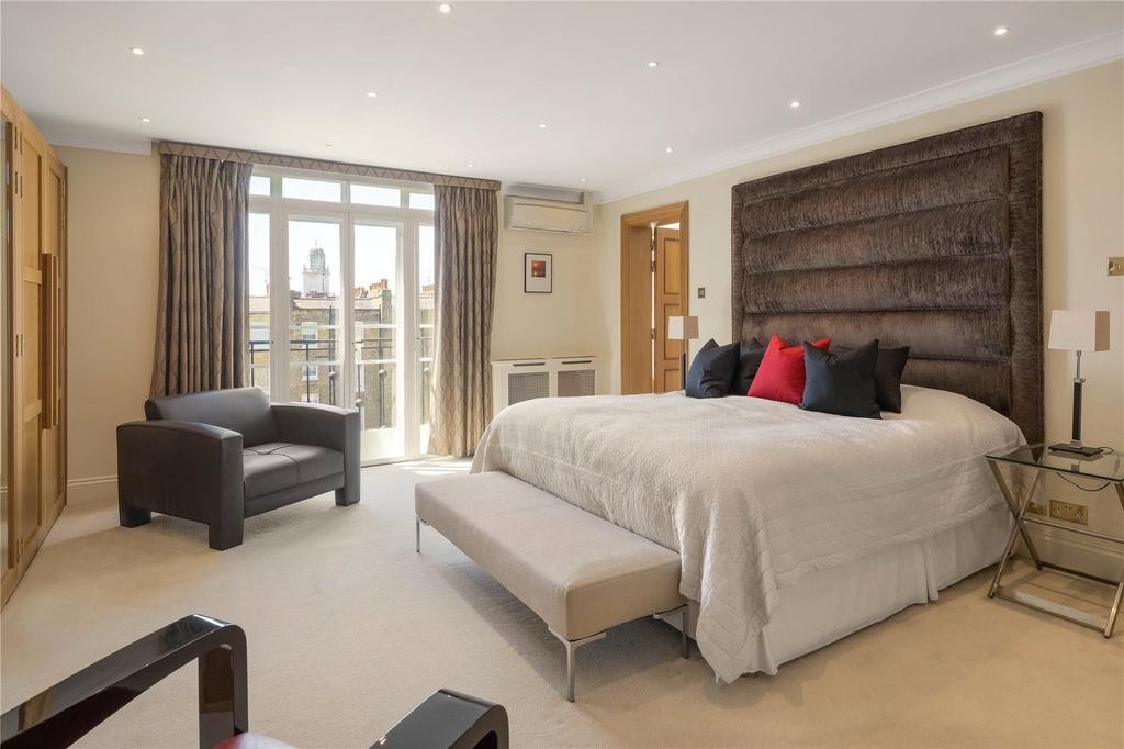 Principal Bedroom