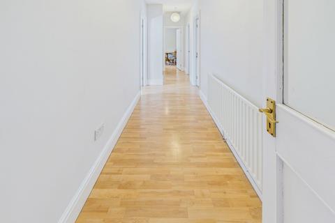 2 bedroom flat for sale, Market Street, New Mills, SK22
