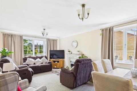 5 Aunums Close, Thornton Dale, Pickering, YO18 7TP