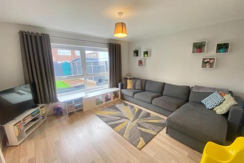 49 Gant Court, Waltham Abbey, EN9 3DY