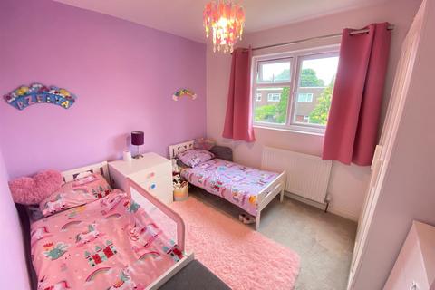 49 Gant Court, Waltham Abbey, EN9 3DY