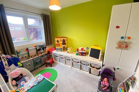49 Gant Court, Waltham Abbey, EN9 3DY