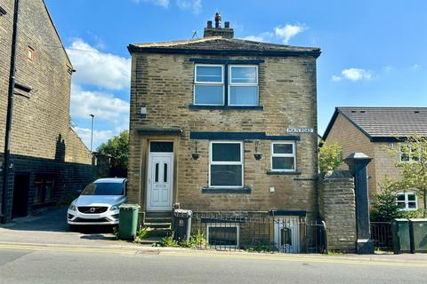 2 bedroom end of terrace house for sale, Main Road, Bradford BD13