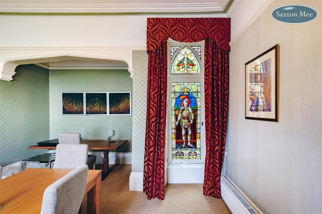 Dining room 1614.jpg