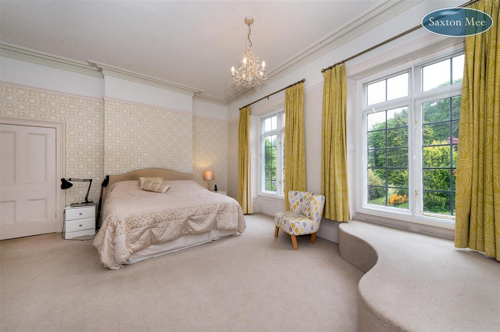 Bedroom 1 1432b.jpg