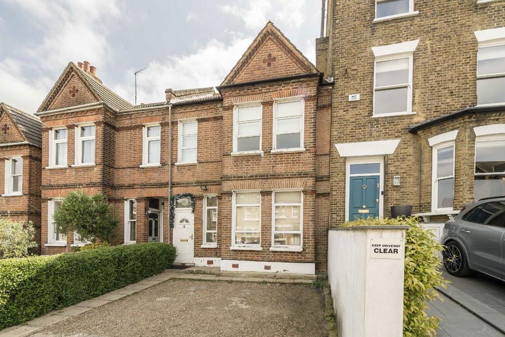 2455 Dunstan Rd Dunstans Road, London SE22 3 bed flat - £550,000