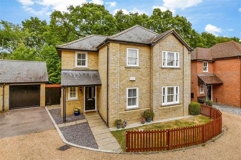 4 bedroom detached house for sale, Dove Close, Herne Bay CT6