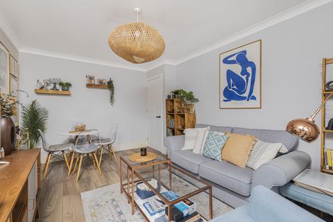 77 Tovil Close, London, SE20 8SZ