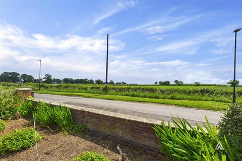 undefined, Anslow Lane, Burton-On-Trent DE13
