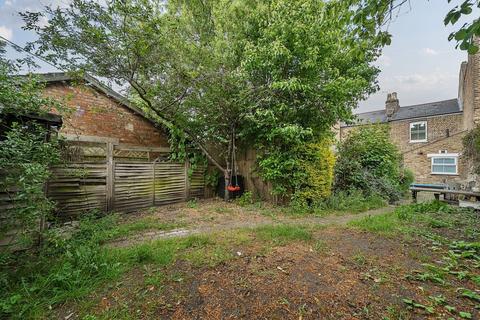 151 Kirkwood Road, London, SE15 2BG