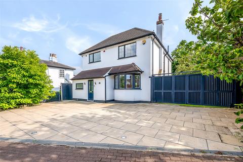 4 bedroom detached house to rent, Red House Lane, Bexleyheath, DA6