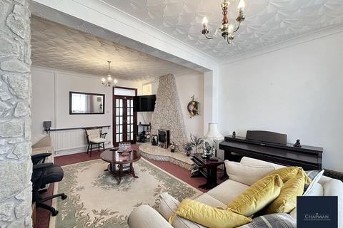 18 Bryn Eirw, Trehafod, Pontypridd, CF37 2PA