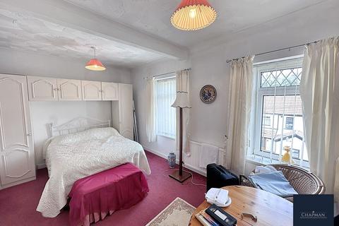 18 Bryn Eirw, Trehafod, Pontypridd, CF37 2PA