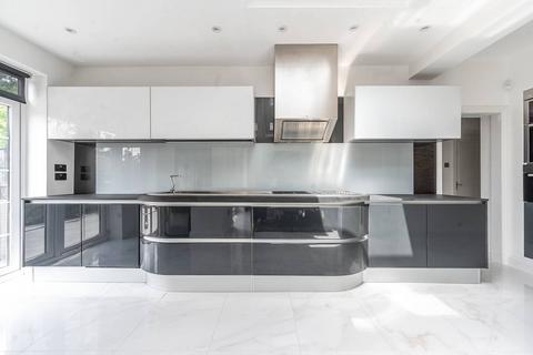 6 bedroom semi-detached house for sale, Kenton Lane, Harrow, HA3